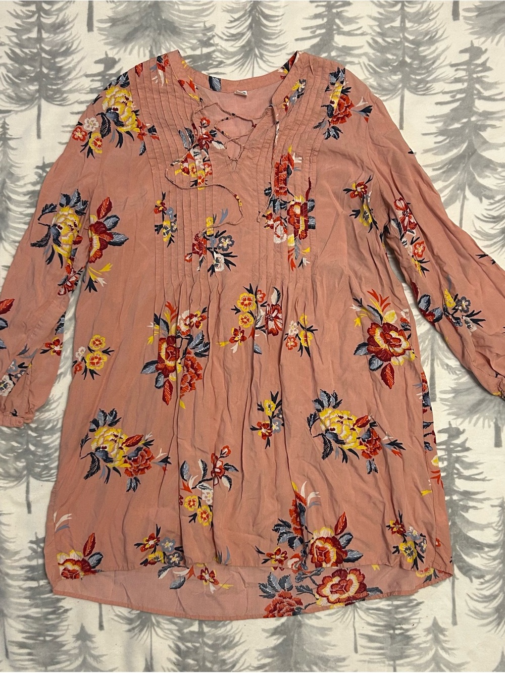 Old Navy Rose Pink Floral Lace-Up Pintuck Dress